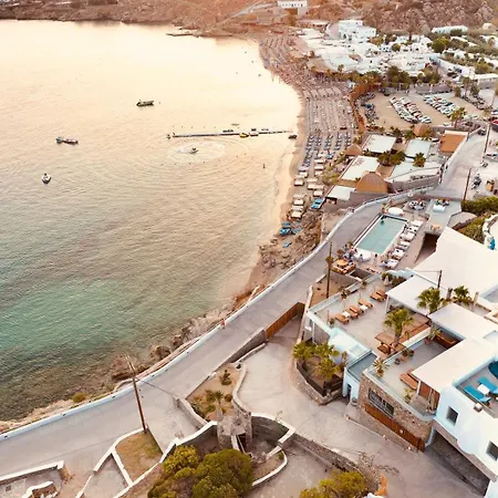 New Paradise - Adults Only