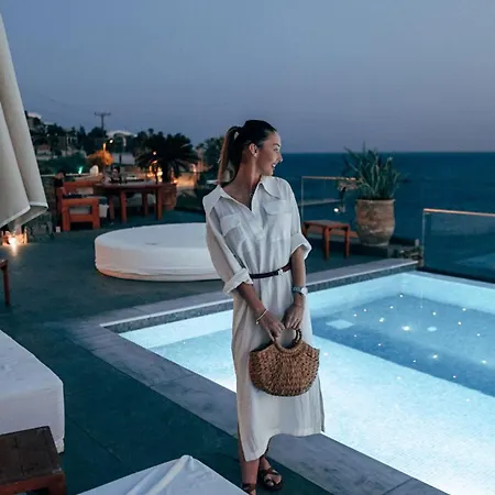 酒店 New Paradise - Adults Only 2*