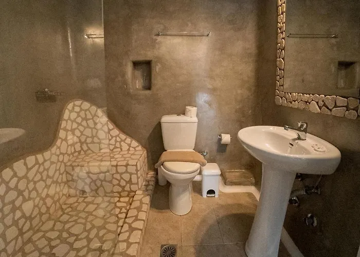 New Paradise - Adults Only